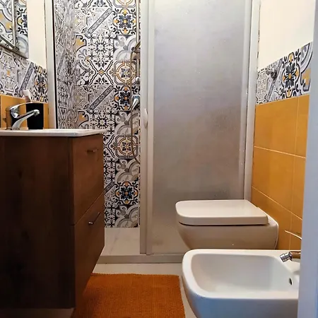Apartment Piazzetta 4 - Naples